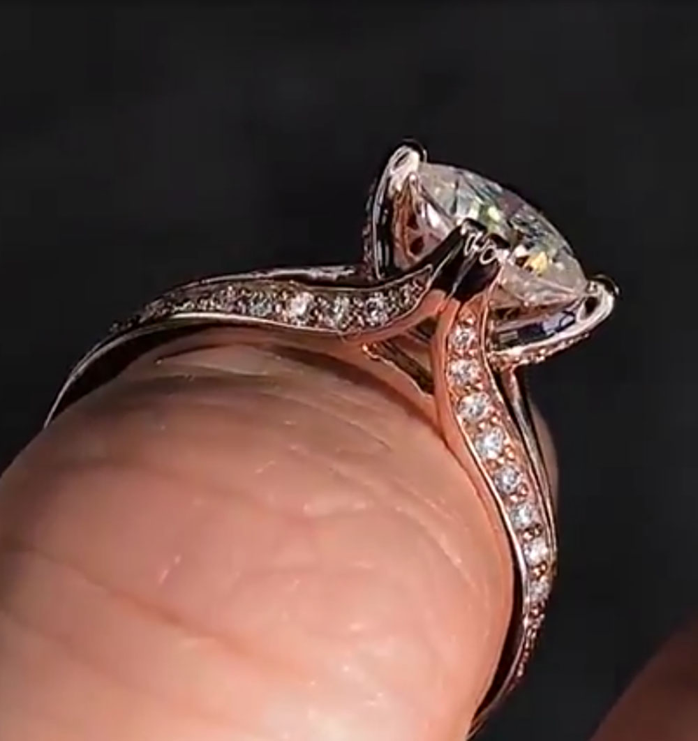 Aangepaste massief 10K Rose Go - Moissanite Engagement Ring 1 Carat recensie en prijs